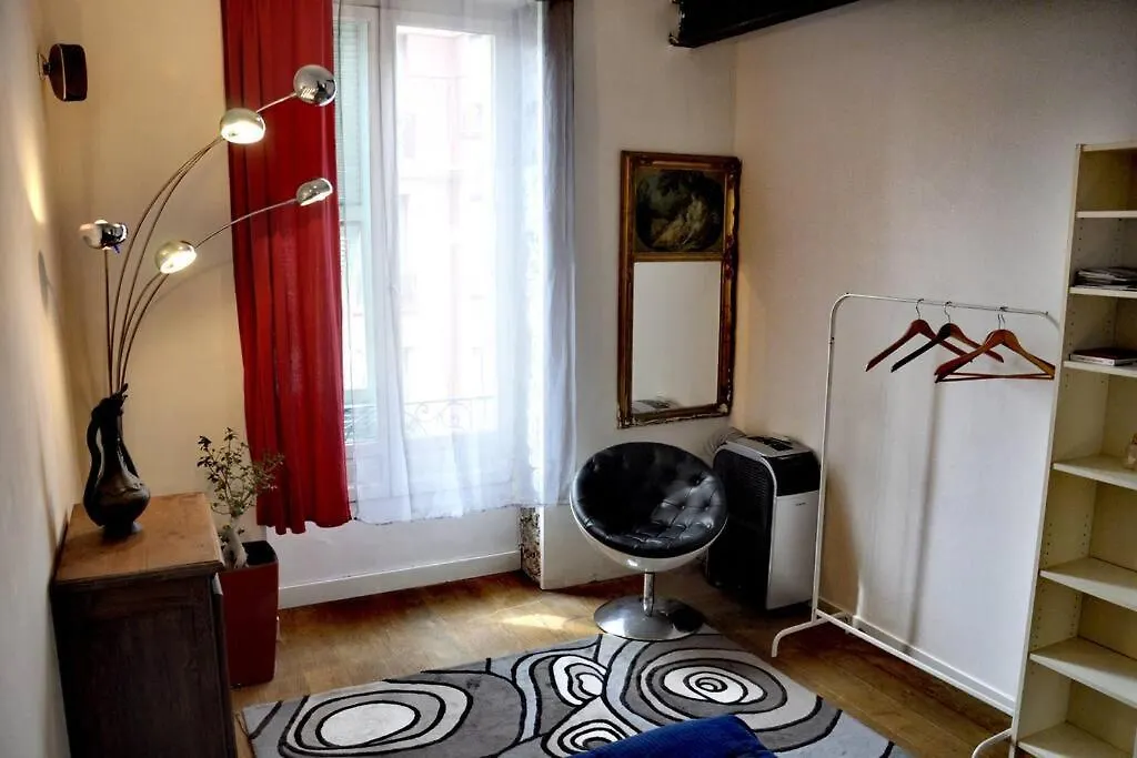 Nice - Stylish Apartment Downtown צרפת